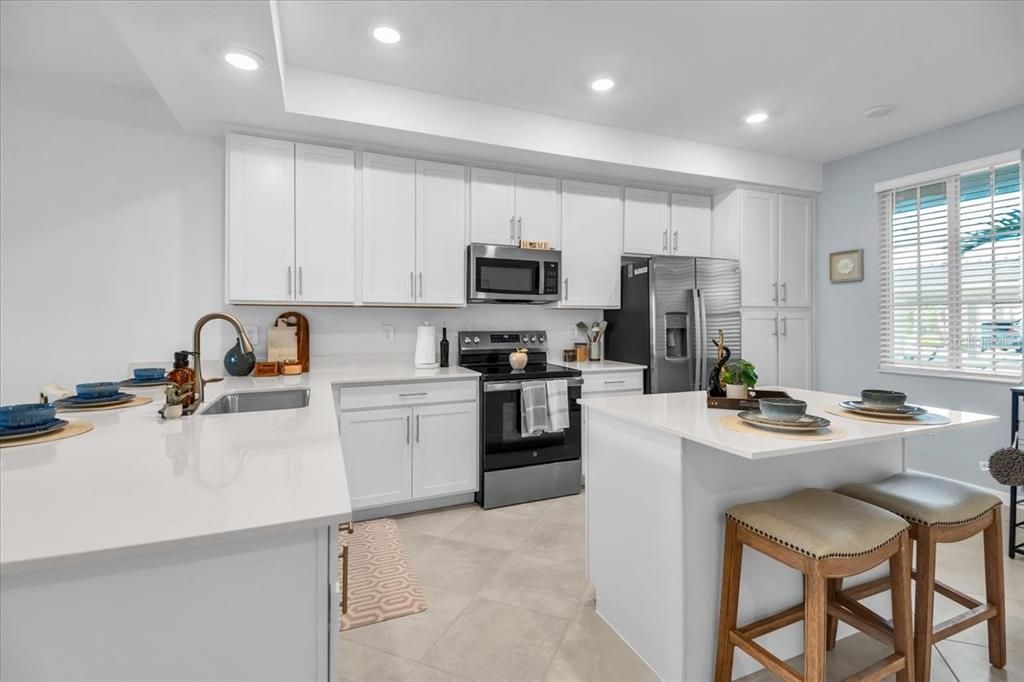 For Rent: $2,500 (2 beds, 2 baths, 1120 Square Feet)