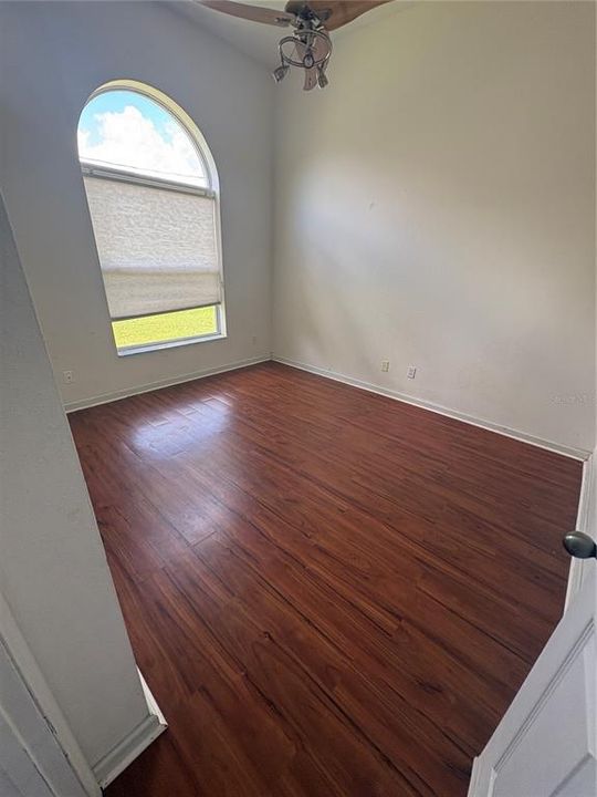En Renta: $1,475 (3 camas, 2 baños, 1311 Pies cuadrados)