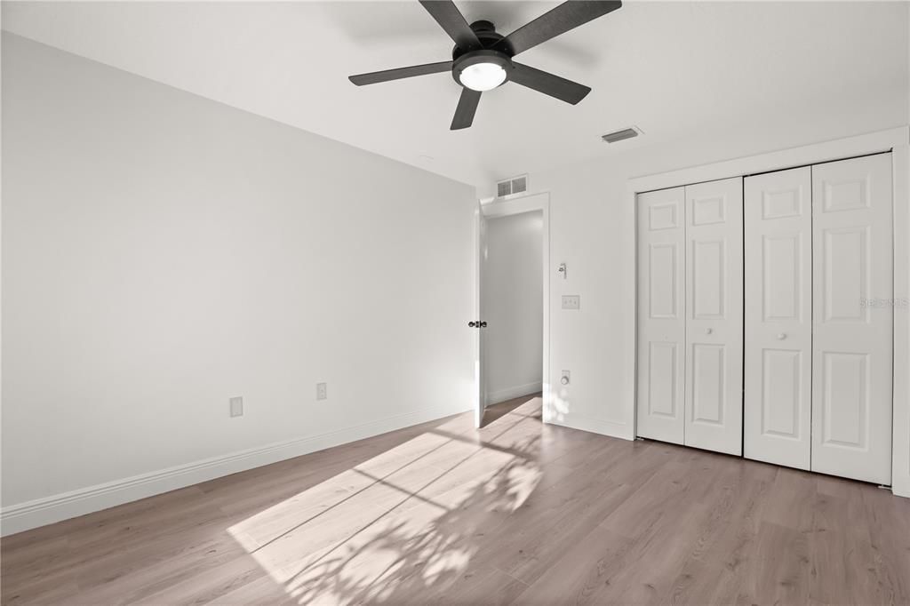 For Sale: $415,000 (3 beds, 2 baths, 1883 Square Feet)