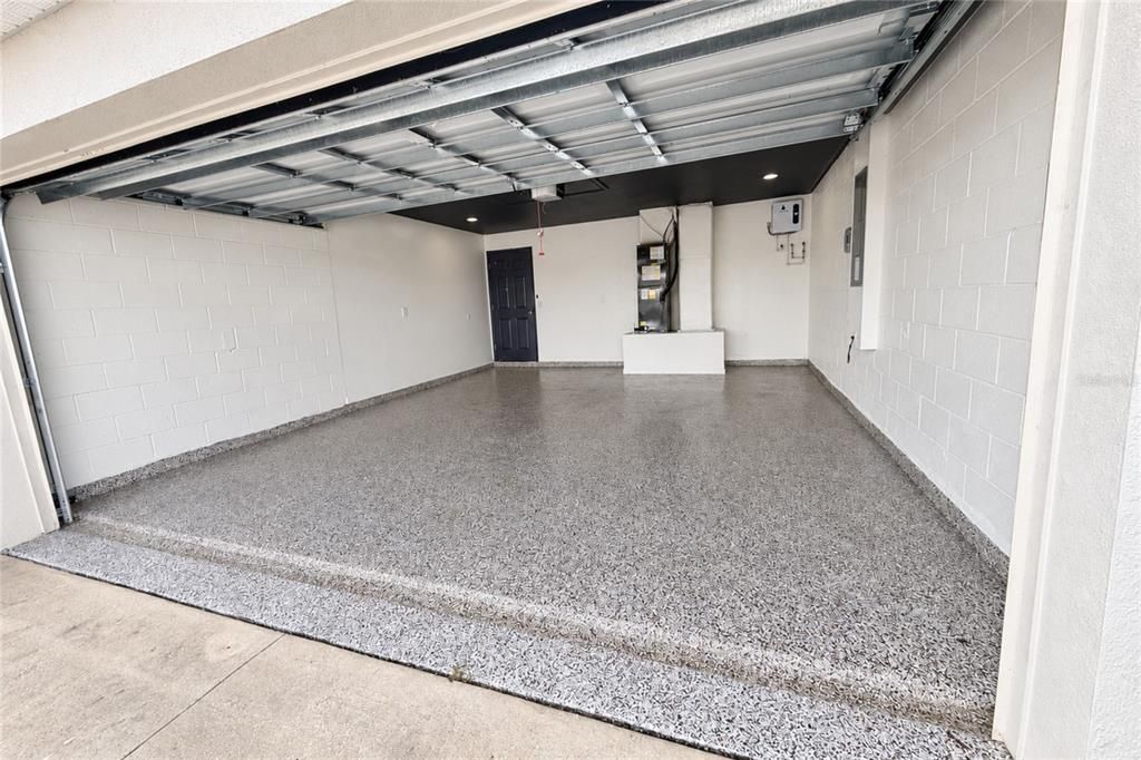 For Sale: $320,000 (3 beds, 2 baths, 1347 Square Feet)