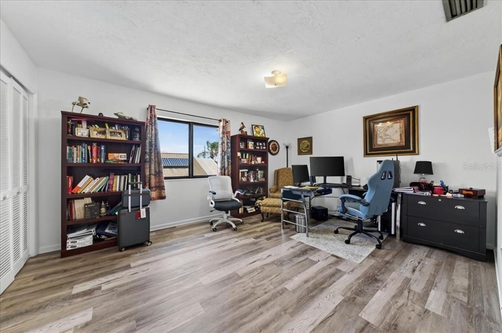 En Venta: $1,550,000 (8 camas, 0 baños, 4864 Pies cuadrados)