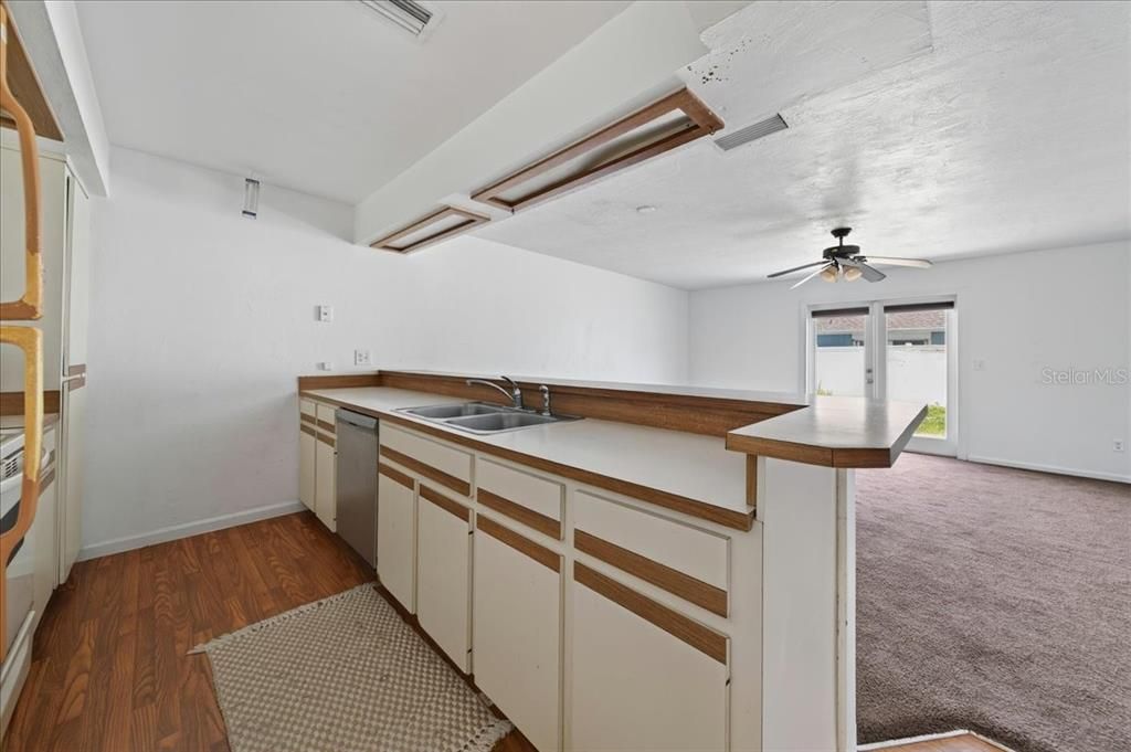 En Venta: $1,550,000 (8 camas, 0 baños, 4864 Pies cuadrados)