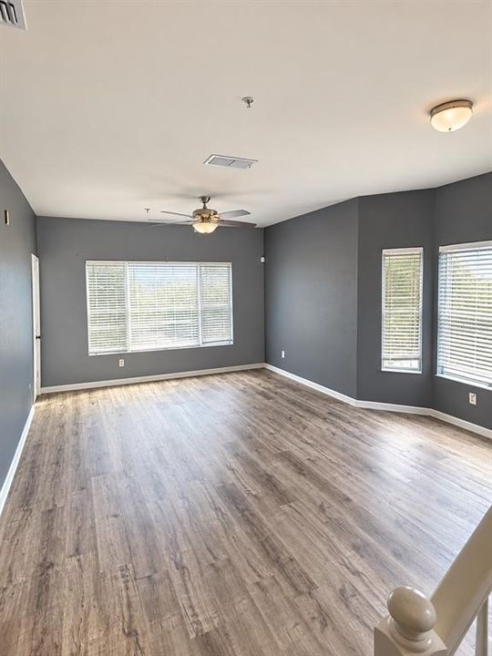 : $269,000 (3 camas, 2 baños, 1465 Pies cuadrados)