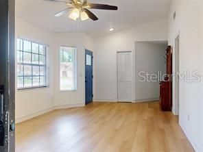 For Rent: $1,950 (3 beds, 2 baths, 1116 Square Feet)