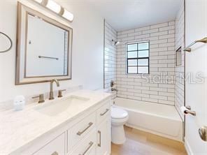 For Rent: $1,950 (3 beds, 2 baths, 1116 Square Feet)