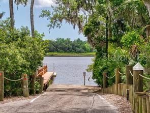 For Rent: $1,950 (3 beds, 2 baths, 1116 Square Feet)