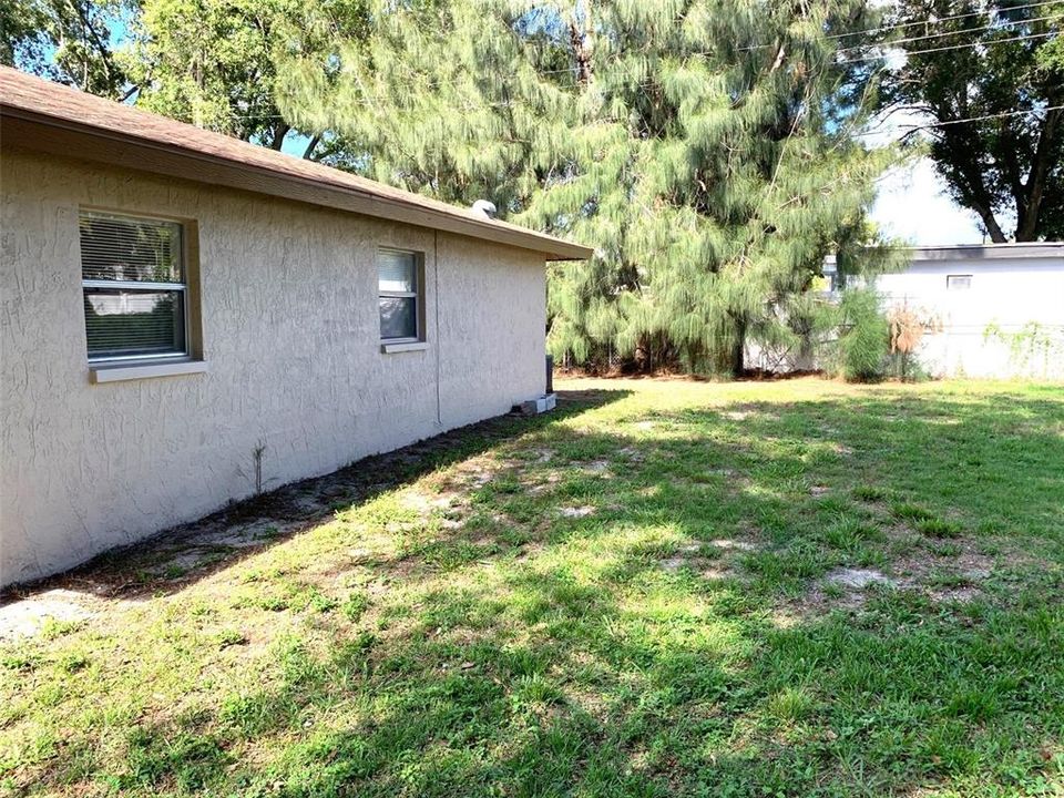 For Sale: $489,000 (6 beds, 0 baths, 2100 Square Feet)