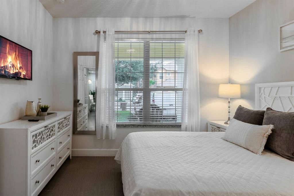 For Rent: $2,500 (3 beds, 2 baths, 1512 Square Feet)