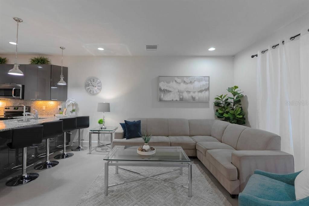 For Rent: $2,500 (3 beds, 2 baths, 1512 Square Feet)