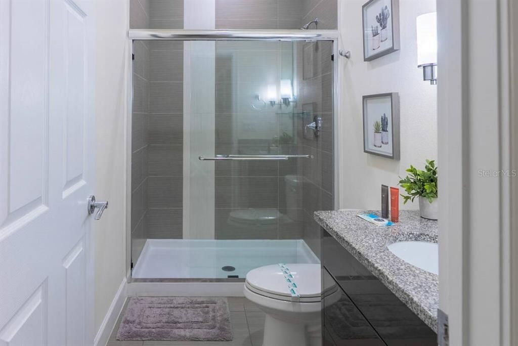 For Rent: $2,500 (3 beds, 2 baths, 1512 Square Feet)