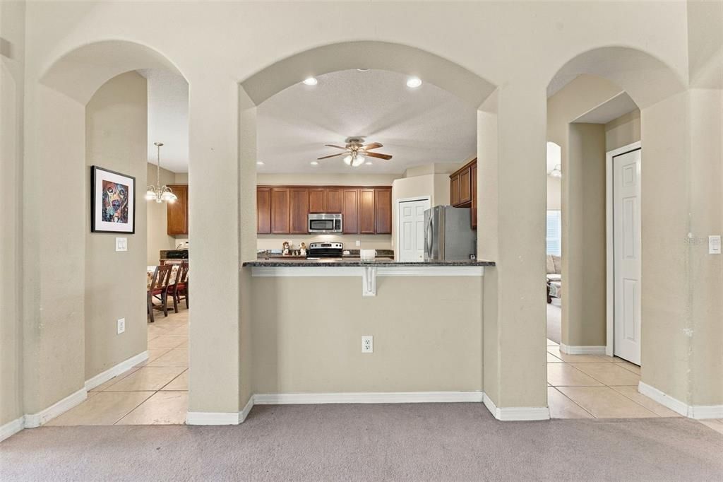 For Sale: $325,000 (6 beds, 3 baths, 2992 Square Feet)