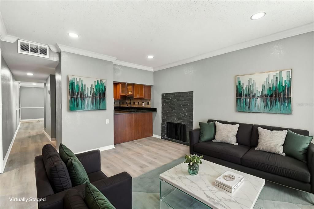 En Venta: $249,900 (4 camas, 2 baños, 1405 Pies cuadrados)