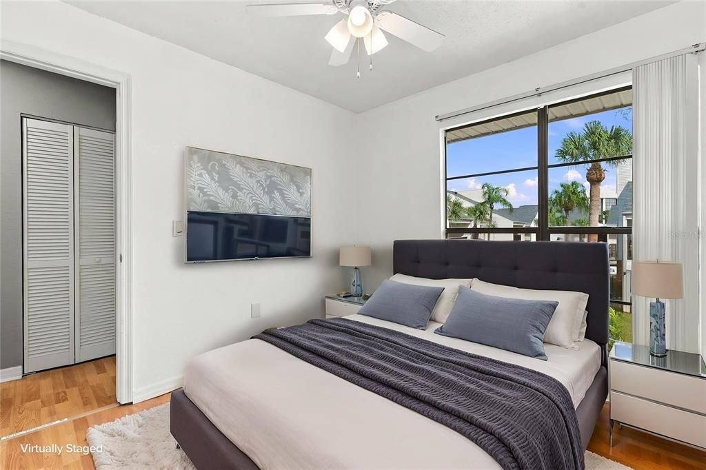 En Venta: $249,900 (4 camas, 2 baños, 1405 Pies cuadrados)