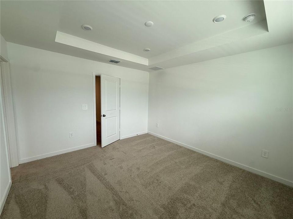En Renta: $2,150 (3 camas, 2 baños, 1823 Pies cuadrados)