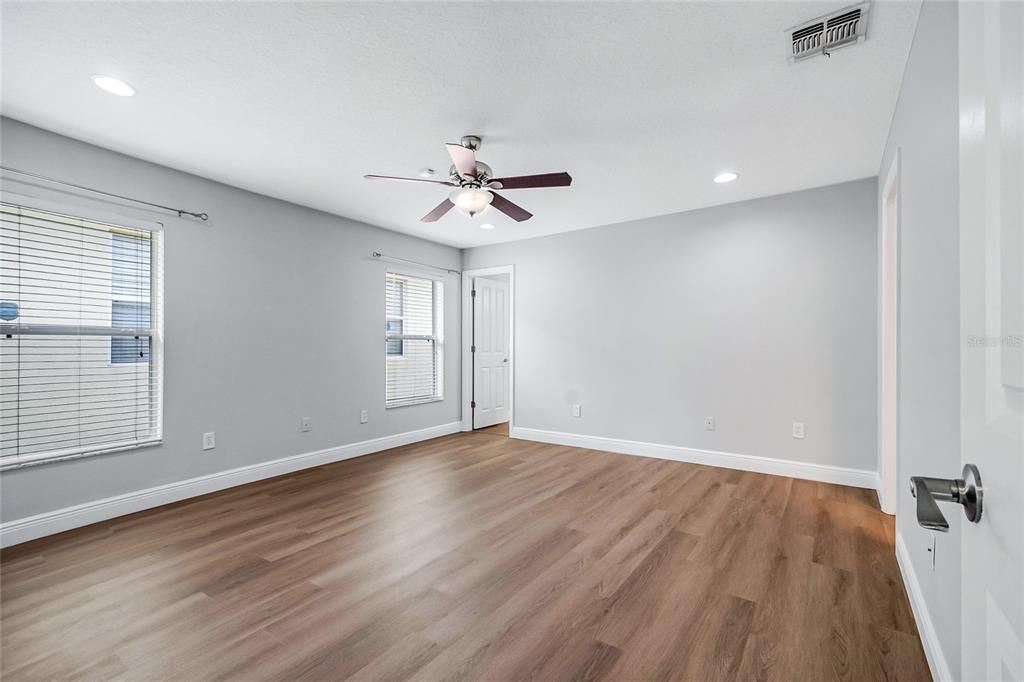 For Rent: $2,750 (3 beds, 2 baths, 1884 Square Feet)