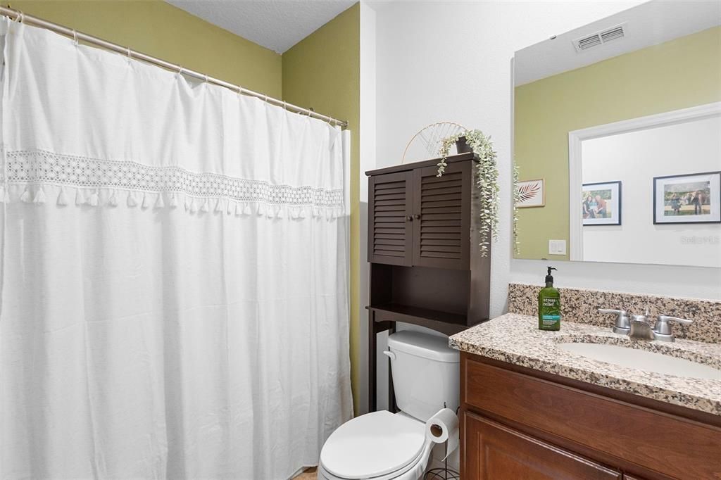 For Sale: $299,900 (3 beds, 2 baths, 1617 Square Feet)