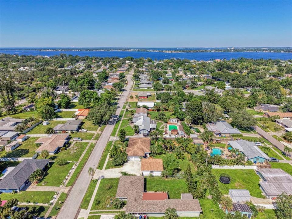 For Sale: $395,000 (2 beds, 1 baths, 1248 Square Feet)