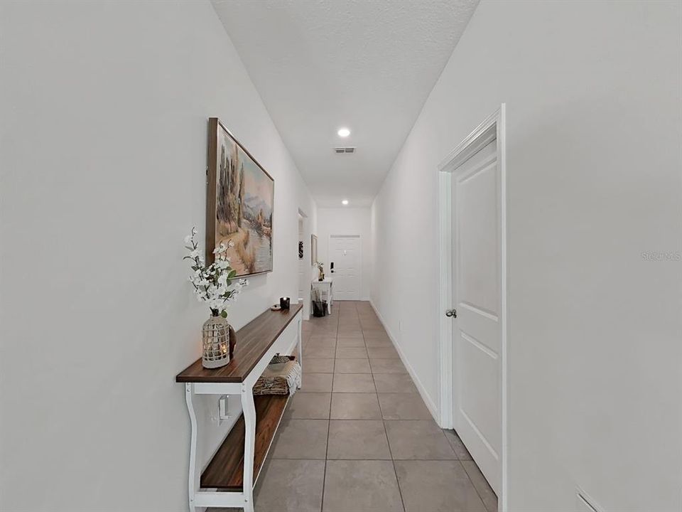 For Sale: $325,000 (4 beds, 2 baths, 1935 Square Feet)