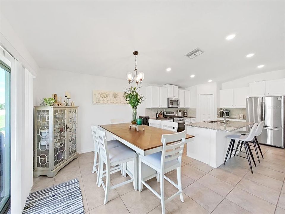 For Sale: $325,000 (4 beds, 2 baths, 1935 Square Feet)