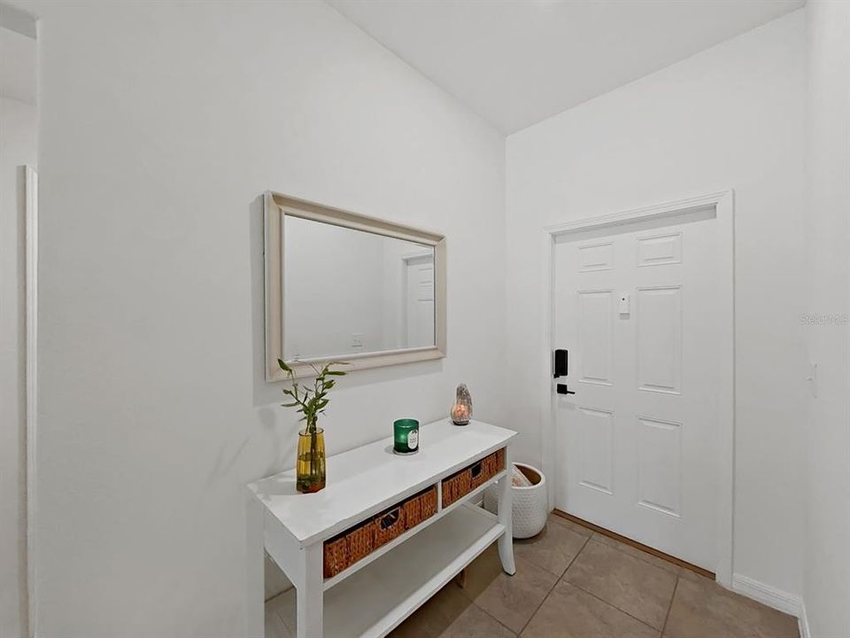 For Sale: $325,000 (4 beds, 2 baths, 1935 Square Feet)