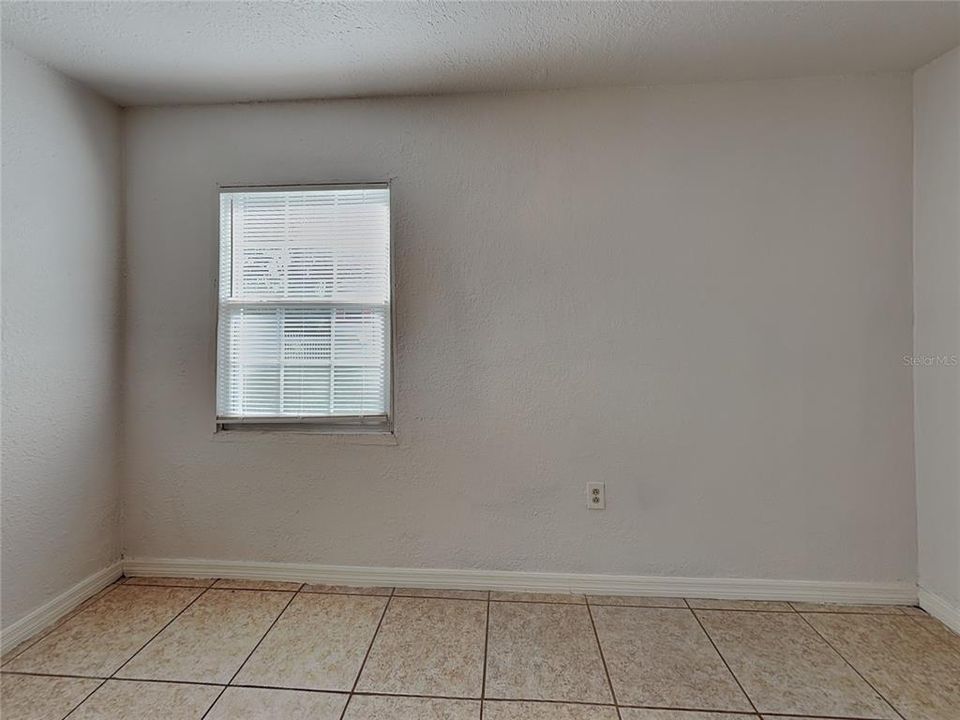 For Rent: $1,899 (3 beds, 2 baths, 1580 Square Feet)