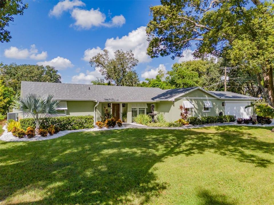 For Sale: $1,250,000 (4 beds, 4 baths, 1900 Square Feet)