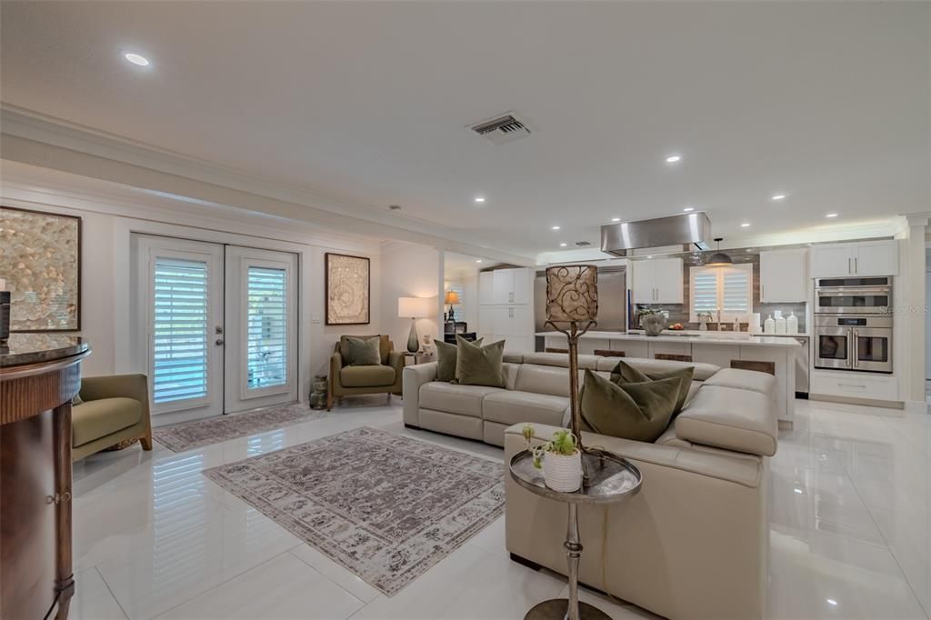 For Sale: $1,250,000 (4 beds, 4 baths, 1900 Square Feet)