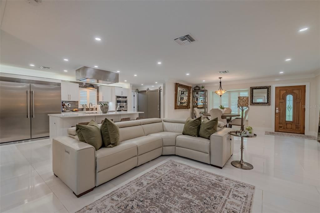 For Sale: $1,250,000 (4 beds, 4 baths, 1900 Square Feet)