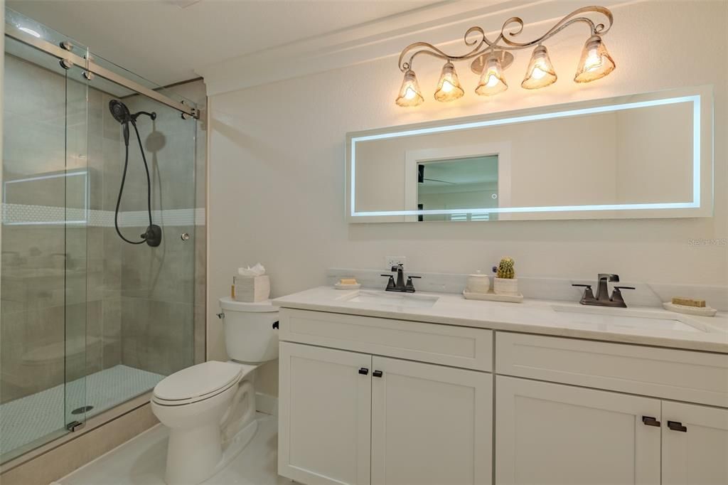For Sale: $1,250,000 (4 beds, 4 baths, 1900 Square Feet)
