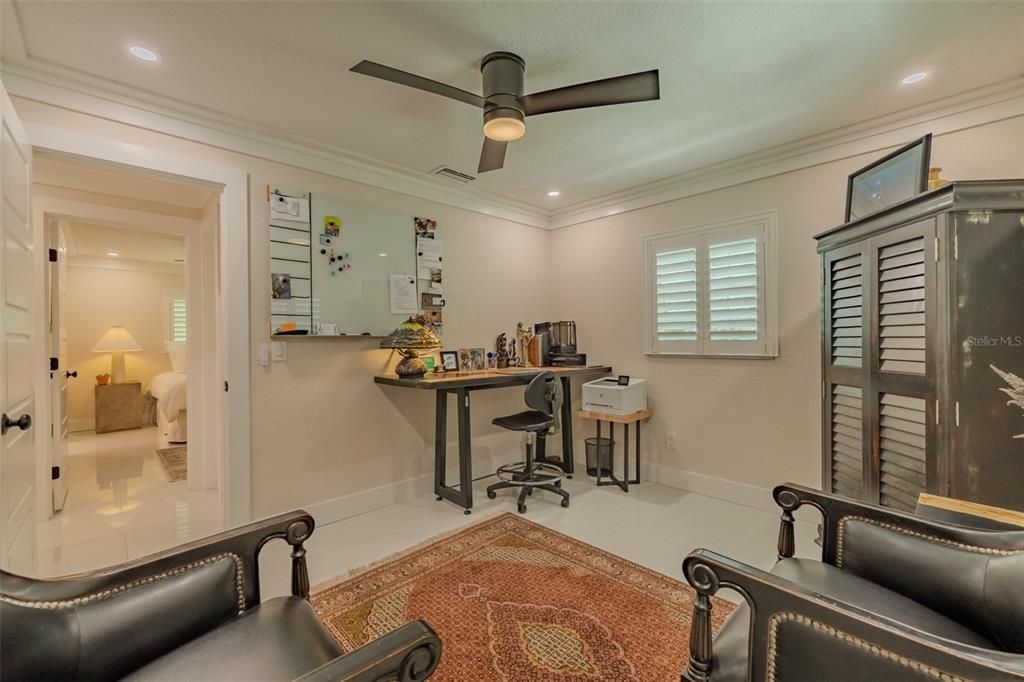 For Sale: $1,250,000 (4 beds, 4 baths, 1900 Square Feet)