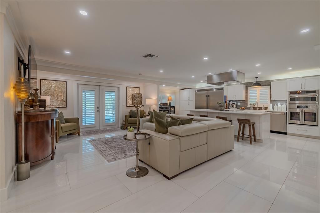 For Sale: $1,250,000 (4 beds, 4 baths, 1900 Square Feet)