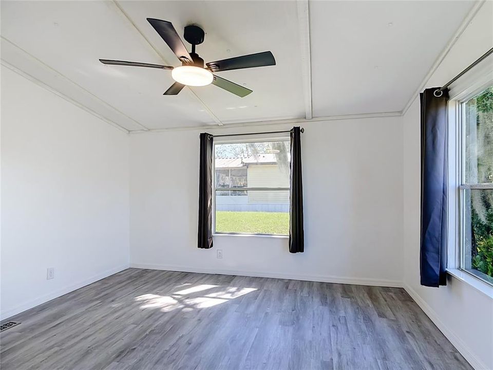 En Venta: $245,000 (3 camas, 2 baños, 1344 Pies cuadrados)