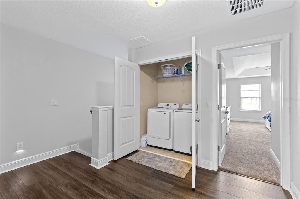 For Rent: $2,950 (4 beds, 3 baths, 2242 Square Feet)