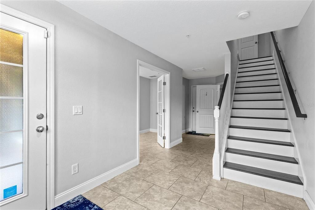 For Rent: $2,950 (4 beds, 3 baths, 2242 Square Feet)
