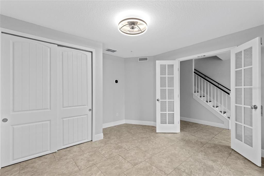For Rent: $2,950 (4 beds, 3 baths, 2242 Square Feet)