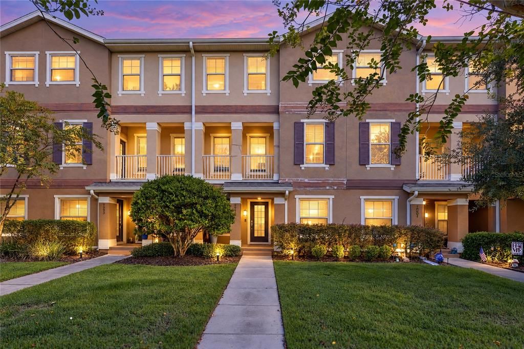 For Rent: $2,950 (4 beds, 3 baths, 2242 Square Feet)