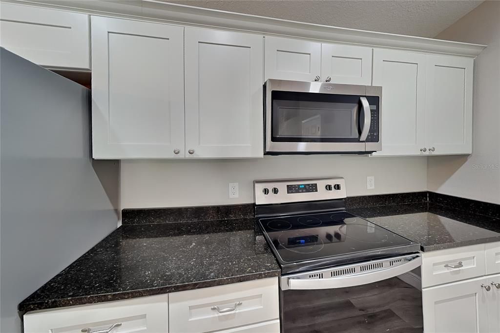For Rent: $1,699 (3 beds, 2 baths, 1438 Square Feet)