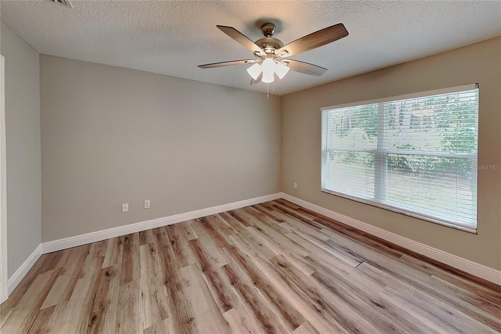 For Rent: $1,699 (3 beds, 2 baths, 1438 Square Feet)