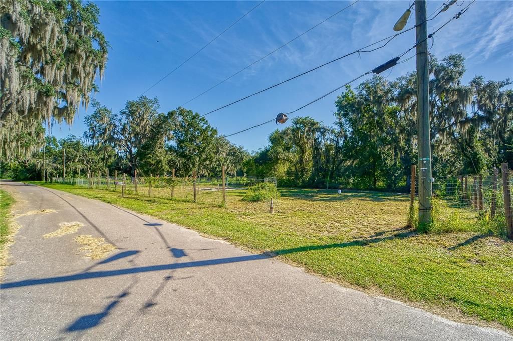 En Venta: $78,000 (0.13 acres)
