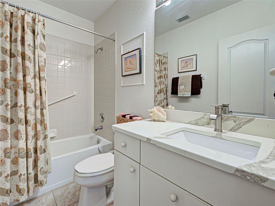 Active With Contract: $439,000 (2 beds, 2 baths, 1467 Square Feet)