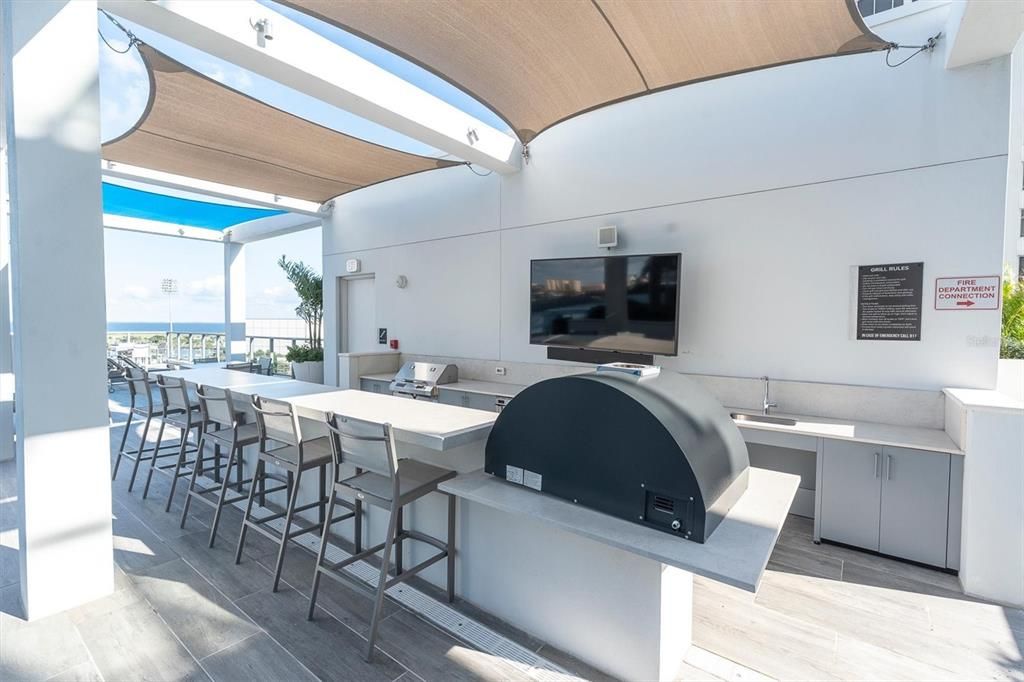 For Sale: $3,549,000 (3 beds, 4 baths, 2712 Square Feet)