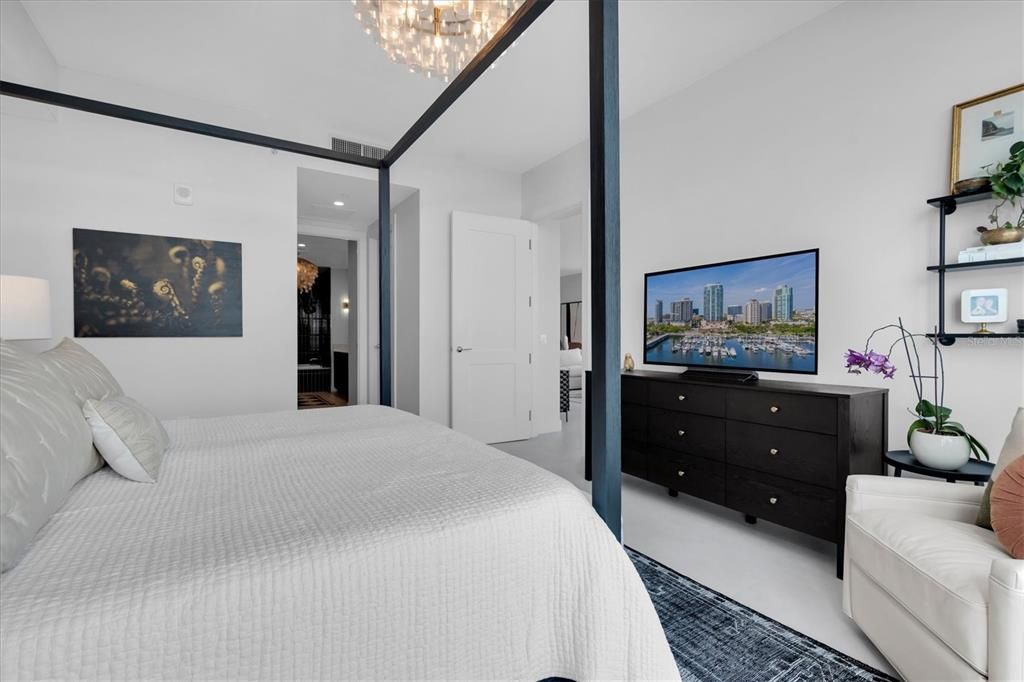 For Sale: $3,549,000 (3 beds, 4 baths, 2712 Square Feet)