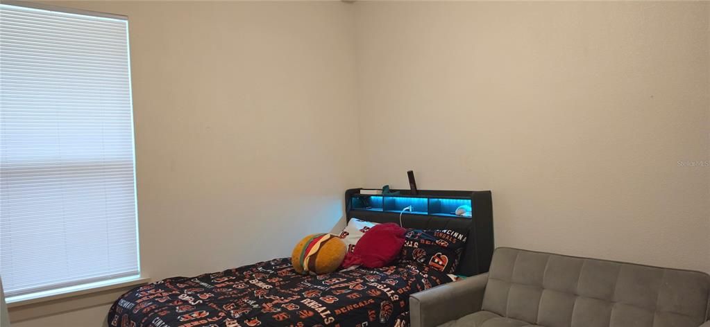 For Sale: $524,900 (3 beds, 2 baths, 2286 Square Feet)