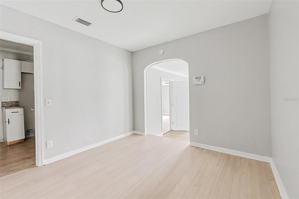 En Venta: $99,950 (3 camas, 1 baños, 1050 Pies cuadrados)