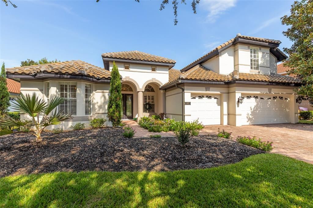 For Sale: $875,000 (4 beds, 3 baths, 2704 Square Feet)