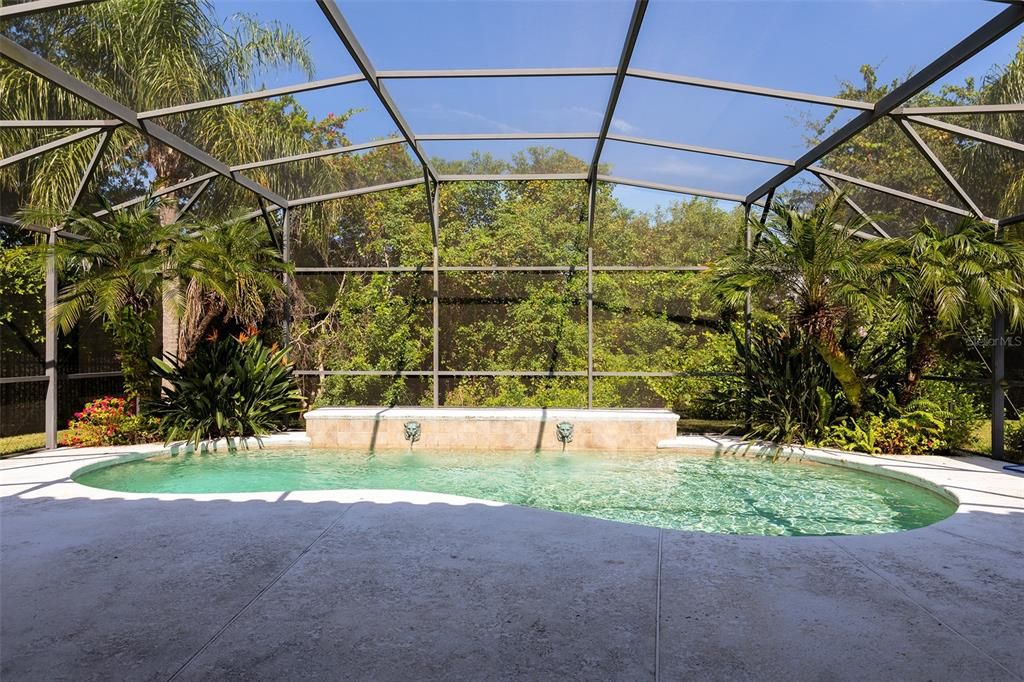 For Sale: $875,000 (4 beds, 3 baths, 2704 Square Feet)
