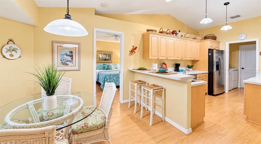For Sale: $285,000 (3 beds, 2 baths, 1420 Square Feet)