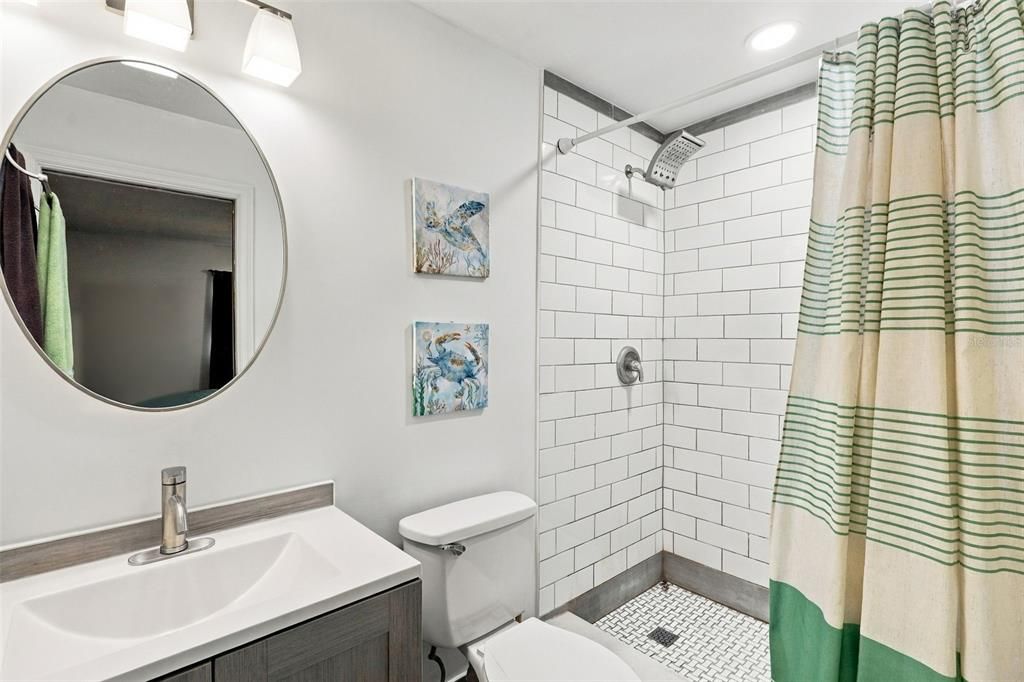 En Venta: $299,900 (3 camas, 2 baños, 1274 Pies cuadrados)