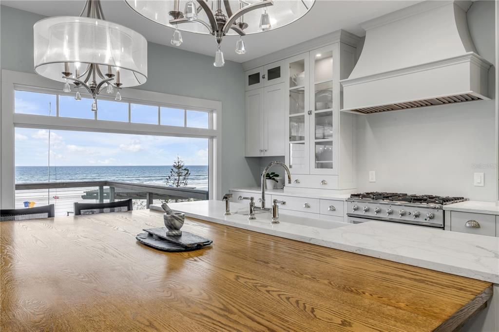 En Venta: $4,398,000 (4 camas, 3 baños, 3600 Pies cuadrados)