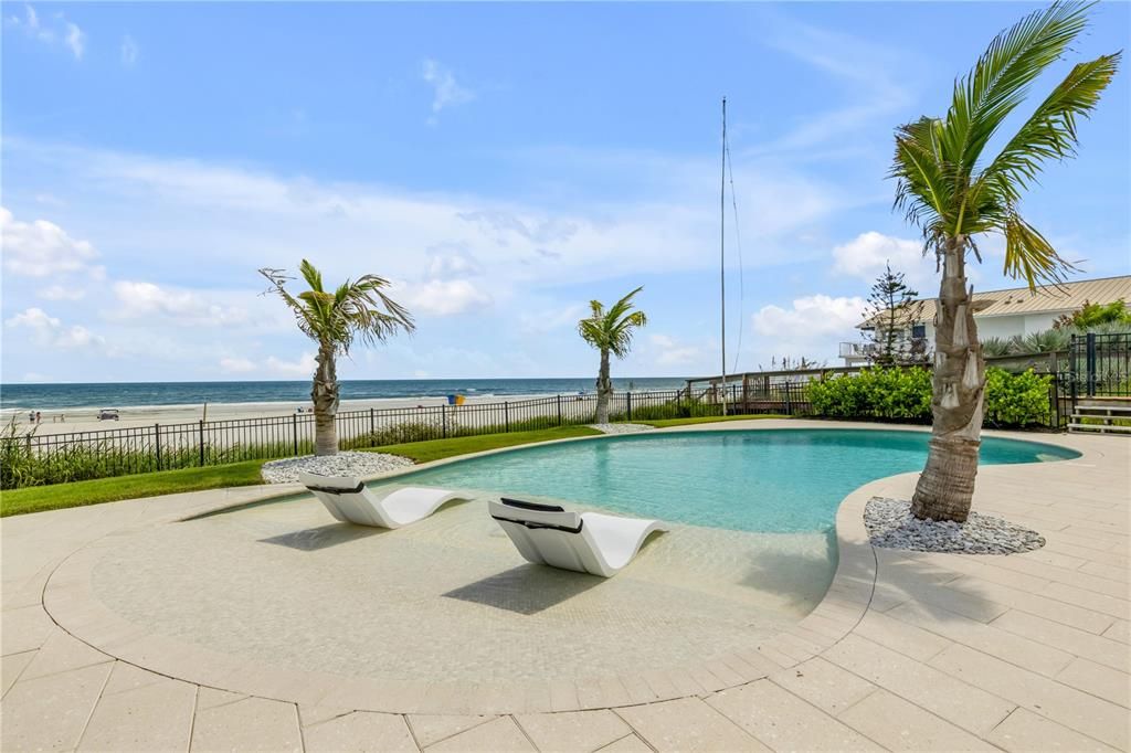 En Venta: $4,398,000 (4 camas, 3 baños, 3600 Pies cuadrados)